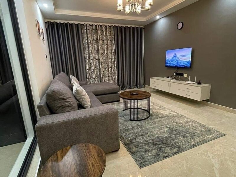 Modern 2 Bedroom Fully Furnished Apartment in Lavington