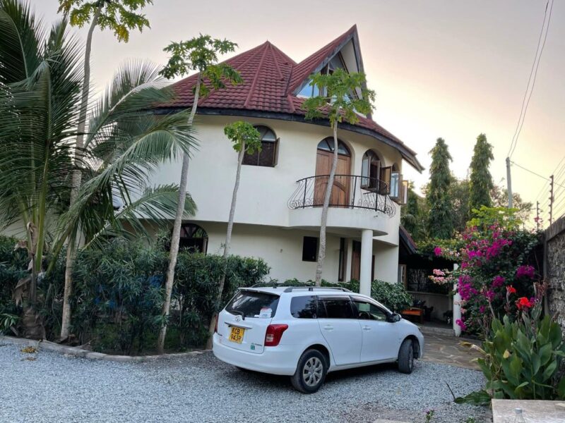 Elegant 4 Bedroom in Diani